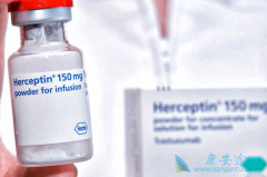 ����͡(Herceptin)��ת����θ�������ٰ����÷������кβ�ͬ��