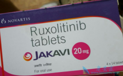 ³������(ruxolitinib)��ѪҺѧ������Ӧ��Ӱ������Ч��
