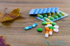 �鰩����Ϊ����ʱ�ɲ��ð���ҩ�����ƣ�