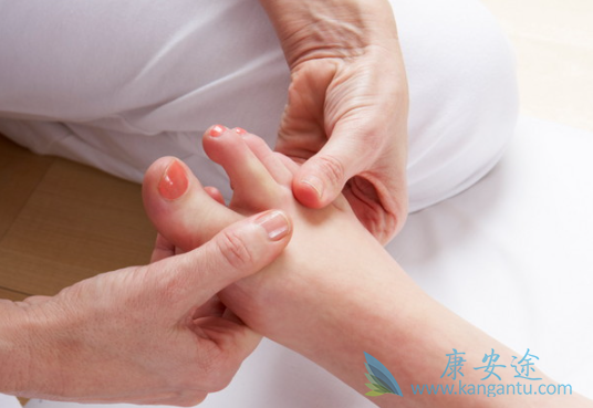 ��ɫ������