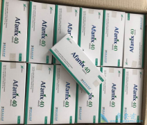 ������������һ��TKI���ƺ���ҩ��չ�ķ�Сϸ���ΰ�����Ч������