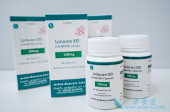 ᣨLorlatinib